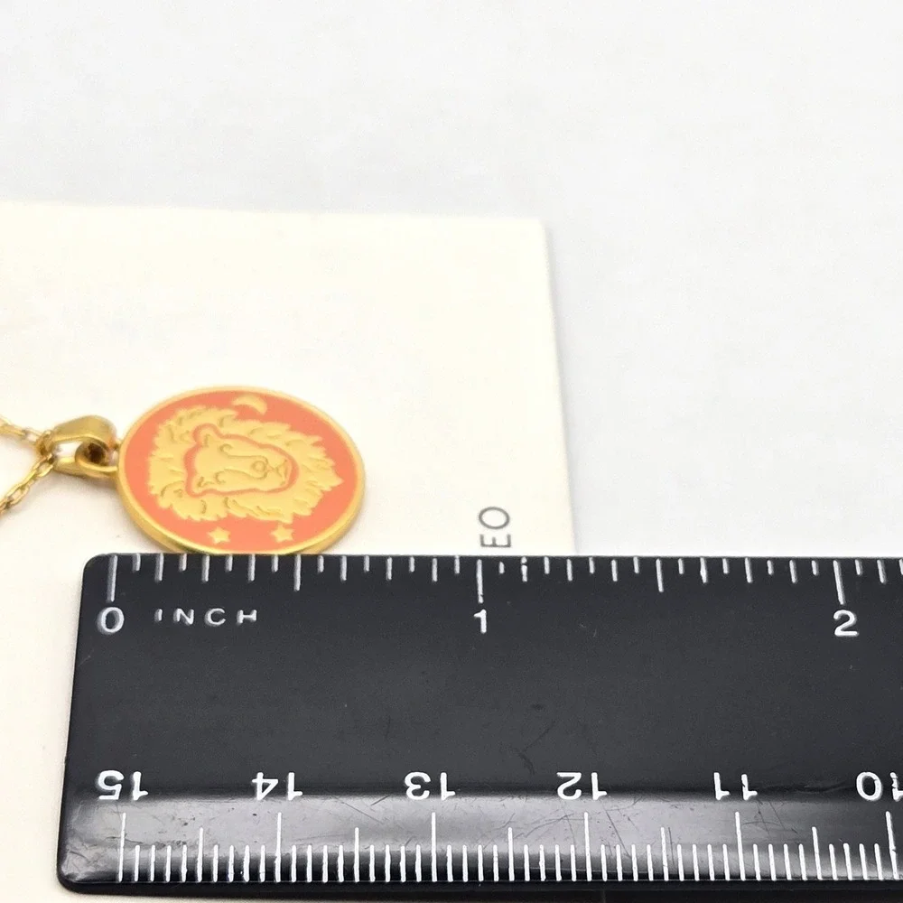 Madewell‎ Zodiac Collection Leo Lion Pendant Necklace Gold Tone Orange - Picture 7 of 7